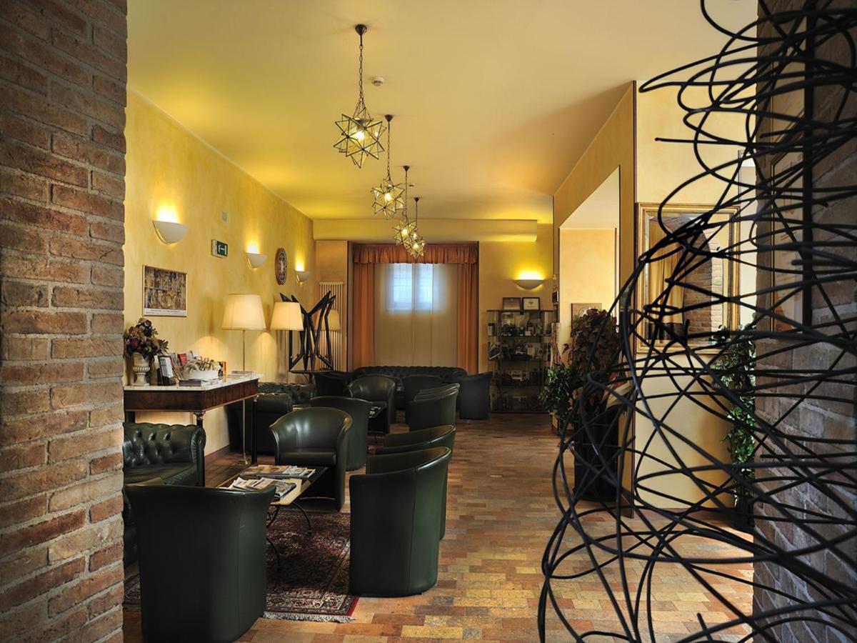 Albergo San Domenico Urbino Esterno foto