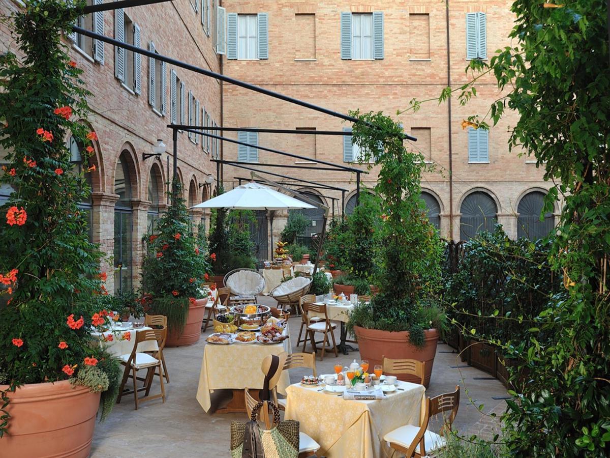Albergo San Domenico Urbino Esterno foto